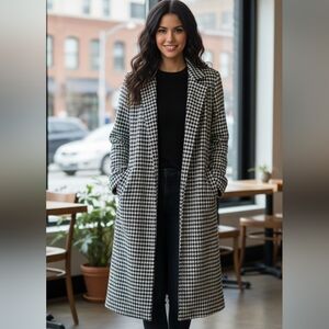 Crescent Drive Medium light weight trench …